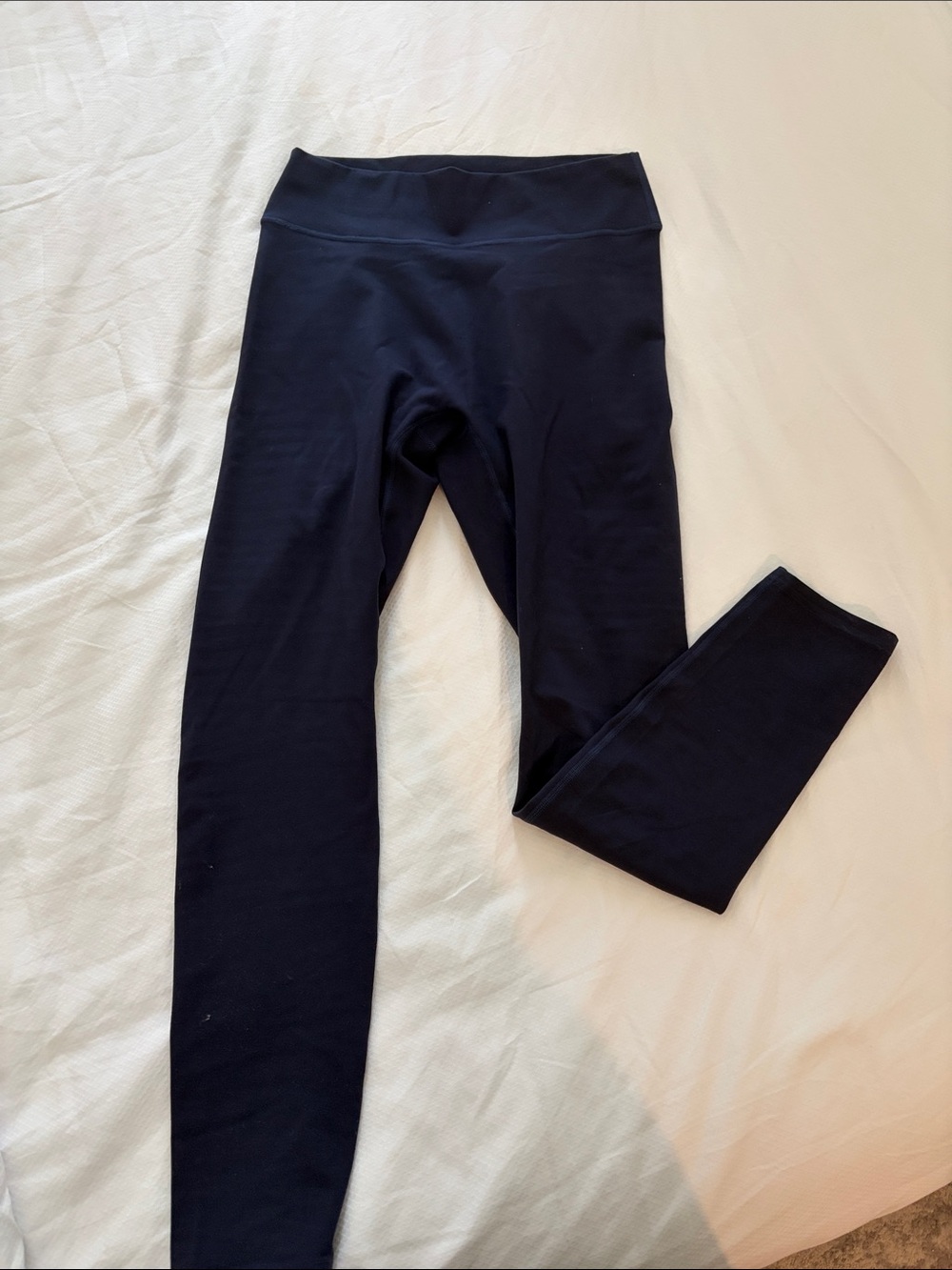 437 Essentials Leggings- Navy - Picture 3 of 4